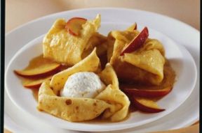 Crespelle alle pesche