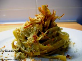 Fettuccine con crema di carciofi e nocciole