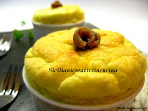 Soufflè al gruviera, prezzemolo e acciughe