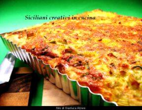 Quiche di pasta di pane con porri e prosciutto crudo