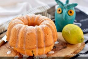 Torta al cocco, con limone e uvetta