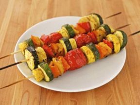 Ricetta: Spiedini di verdure con salsa