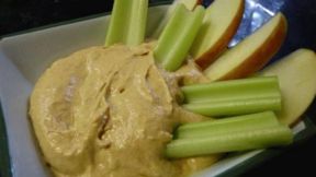 Ricetta: Verdure crude invernali e salsa di arachidi