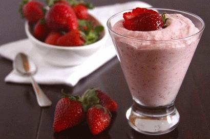 Ricetta: Mousse di fragole e panna