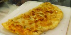 La cucina afgana rispecchia il crocevia di civiltà nell’Asia Centrale con echi di altri popoli.