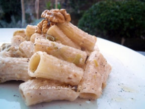 Rigatoni di grano duro Senatore Cappelli con porri e noci!