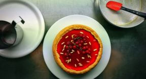 Cheesecake alla ricotta con gelatina di ribes, omaggio a La cucina italiana