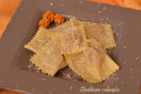 Tortelli di zucca reggiani
