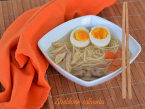 Ramen con pollo a modo mio
