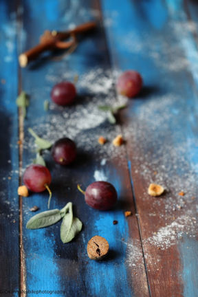 Cake con uva nera e yogurt