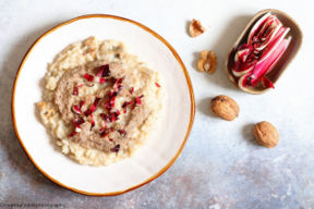 Risotto al pesto di radicchio, noci e parmigiano