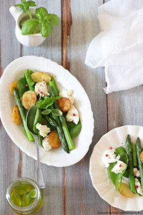 Asparagi, spinacini e mozzarella