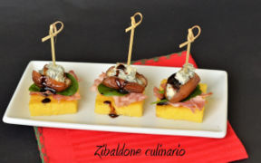 I miei stuzzichini di polenta con bacon, datteri e formaggio erborinato per il Club del 27