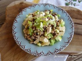 Insalata di pollo e fagioli ricetta semplice