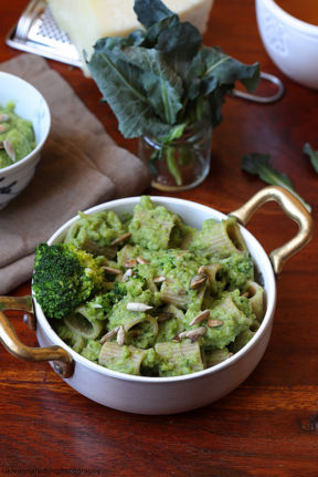 Pasta con i broccoli, un giro nella vecchia cucina......