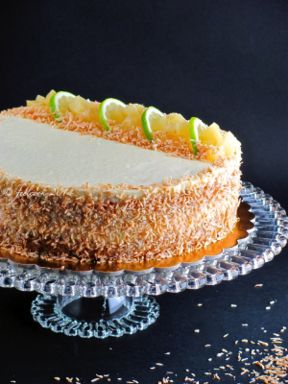 Torta al cocco e ananas