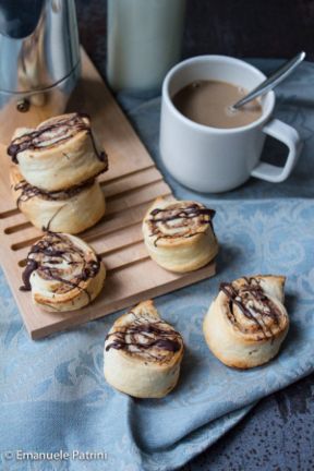 Girelle alle nocciole ricetta