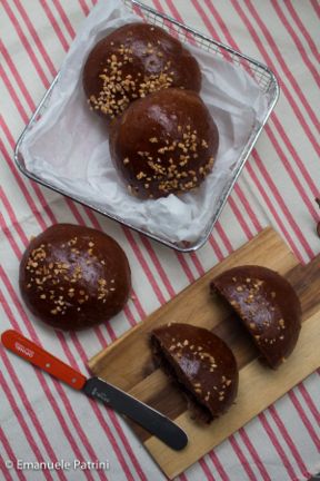 Chocolate burger buns ricetta