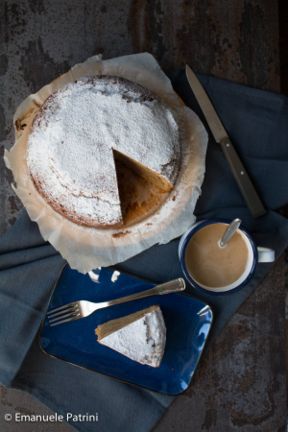 Torta alla panna calda e caffè ricetta