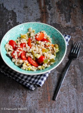 Insalata di farro e orzo ricetta