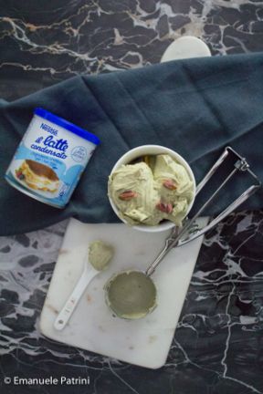 Gelato al pistacchio con latte condensato ricetta