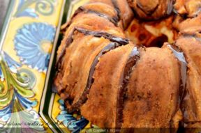 Timballo alla siciliana con melanzane e polpette fritte