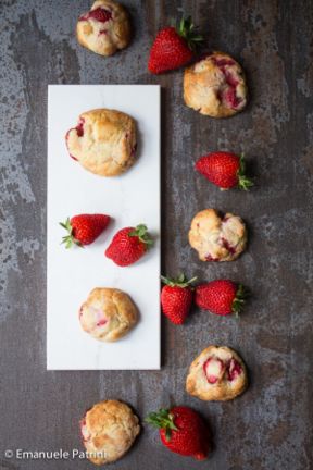 Halmond and strawberries cookie ricetta