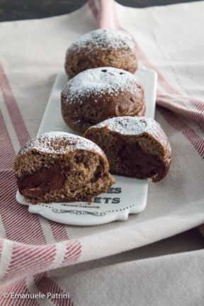 Krapfen al cacao e gianduia ricetta