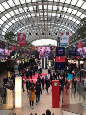 Novità e scatti da Prowein 2019. Il Ministro Centinaio in visita alle aziende della Campania