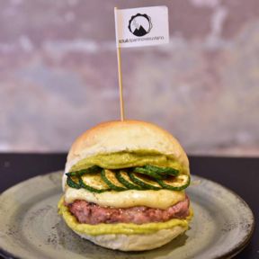 Sciuè Il Panino Vesuviano miglior Street Food della Campania