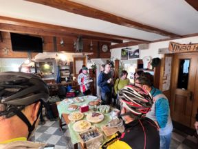 Biciclettata sulla via della bora per Orizzonti rurali
