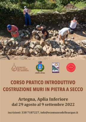 Ad Artegna per imparare come fare i muretti  a secco