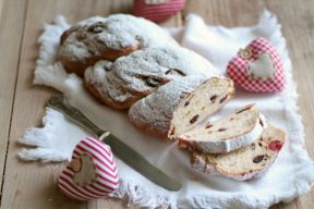 BRIOCHE NATALIZIA ALLA FRUTTA E SPEZIE