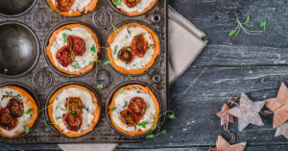 Tartellette con salmone MoWI, un twist in tavola