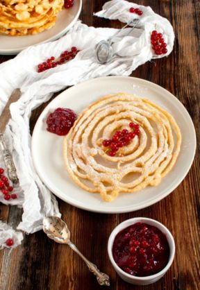 Ricetta fartaia ampezzana o strauben, la frittella tipica d’Ampezzo