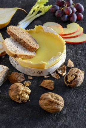 Ricetta fonduta di camembert, una crema di formaggio da servire come antipasto