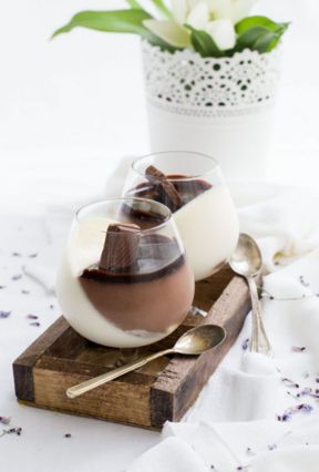 Ricetta panna cotta bicolore, un grande classico declinato in doppia versione