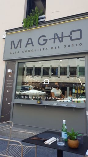 Magno, recensione della (nuova) pizza alla romana a Torino