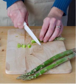 Pesto di asparagi e basilico