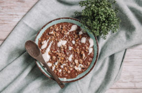 Porridge: le 8 migliori varianti per amare la zuppa d’avena a colazione