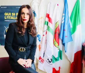 Sex Education: se nel cibo vedete messaggi sessuali è un problema vostro