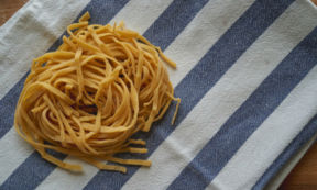 4 sfiziose idee dolci e salate per riciclare gli albumi avanzati