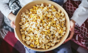 I pop-corn fanno ingrassare o sono uno spuntino sano? I consigli della nutrizionista