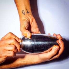 Aperitivo a domicilio: i migliori di Milano da ordinare a Natale e Capodanno