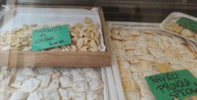 Ravioli fatti a mano. La ricetta con la burrata di Meraviglie in Pasta