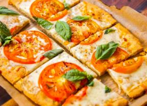 Ricetta: Pizza senza glutine con base di farina di mandorle